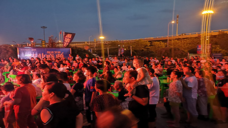 東麗居然之家津夜嘉年華來(lái)了，天津又一家夜市周末火爆開街